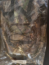 Load image into Gallery viewer, Bird &amp; Buck Deep Woods Daypack
